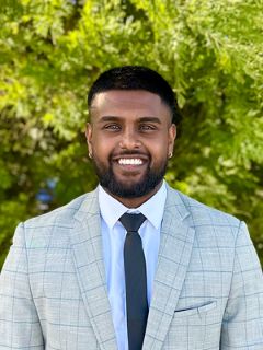 Niv Thayaparan - Real Estate Agent