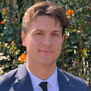 Nicholas Sarin - Real Estate Agent