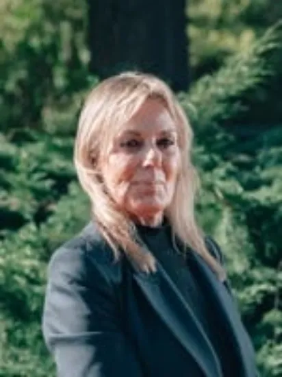 Elaine Vogles - Real Estate Agent at Ray White - Northcote