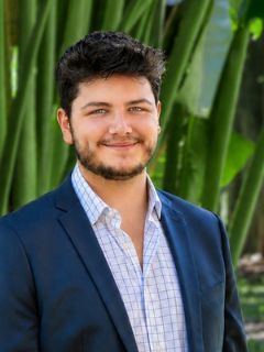 Oliver Daniel - Real Estate Agent