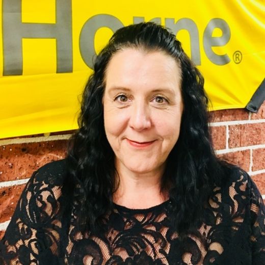 Tanya Brown - Real Estate Agent at Raine & Horne - Sussex Inlet