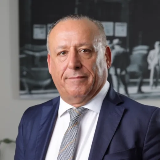 Anthony C Zammit - Real Estate Agent at Raine and Horne Land Victoria - PORT MELBOURNE