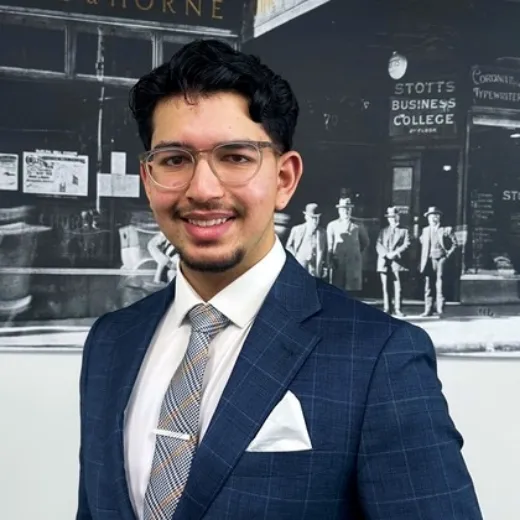 Rizul Sharma - Real Estate Agent at Raine and Horne Land Victoria - PORT MELBOURNE