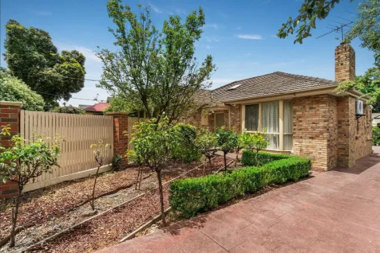 1/18 Bellevue Avenue, Doncaster East, Vic 3109