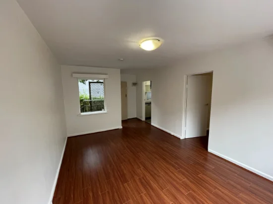 1/558 Moreland Rd, Brunswick West, Vic 3055