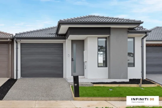 10 Bindaree Drive, Melton South, Vic 3338 - For Rent