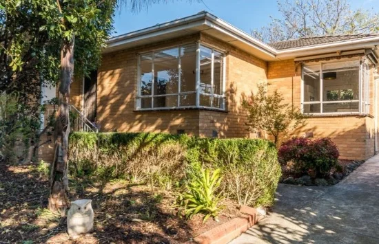 11 Carrathool Street, Bulleen, Vic 3105