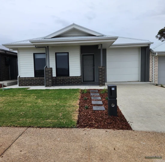 11 Pyrus Court, Murray Bridge, SA 5253 - For Rent