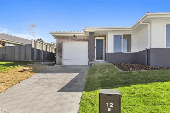 12a Thurlstone Street, Farley, NSW 2320