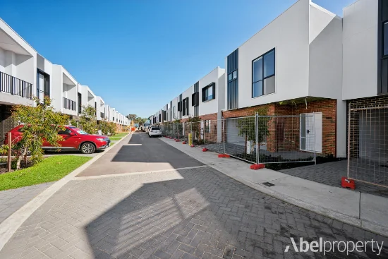 14/315 Harbourne Street, Glendalough, WA 6016