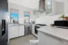17/10 Mickleham Drive, Cranbourne North, Vic 3977-Image