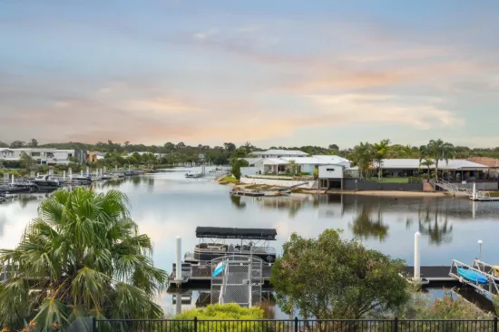 18 Riviera Place, Mountain Creek, Qld 4557