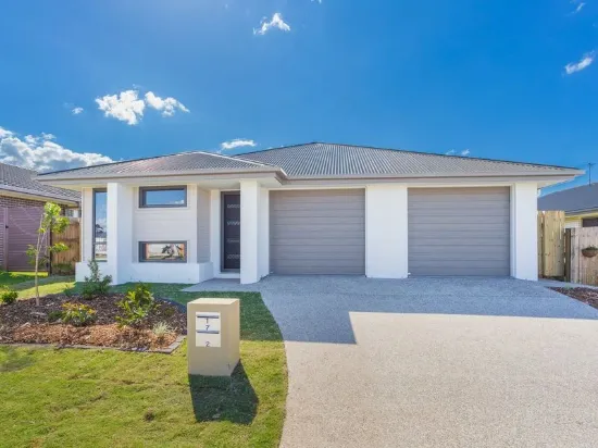 2/7 Maynor Court, Yarrabilba, Qld 4207