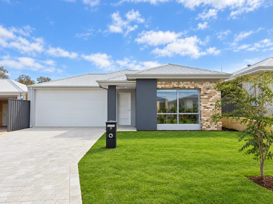 22 Camperdown Way, Lakelands, WA 6180 - For Rent