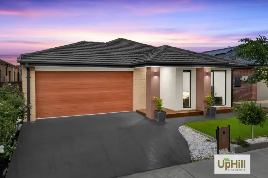 24 Castillo avenue, Clyde North, Vic 3978