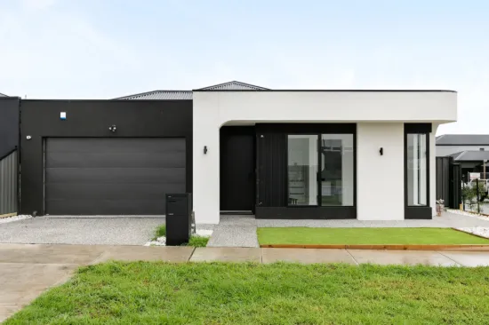 318 Marathon Boulevard, Craigieburn VIC 3064-Image