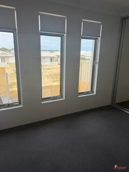 32 Barefoot Lane, Yanchep, WA 6035 - For Rent