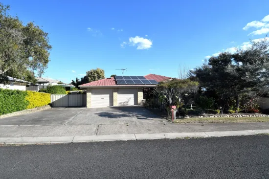 33 Macadamia Drive, Lowood, Qld 4311