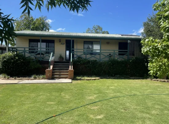 34 Regent Street, Narrabri, NSW 2390 - For Rent
