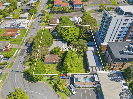 35 Eugaree Street, Southport, Qld 4215-Image