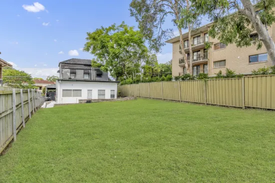 37 Beatrice Street, Taringa, Qld 4068