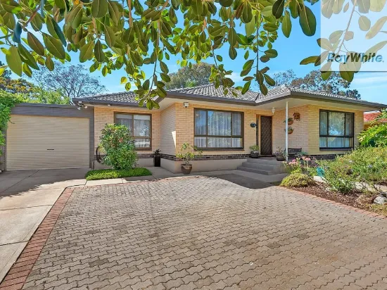 38 CAROL DRIVE, Para Hills, SA 5096