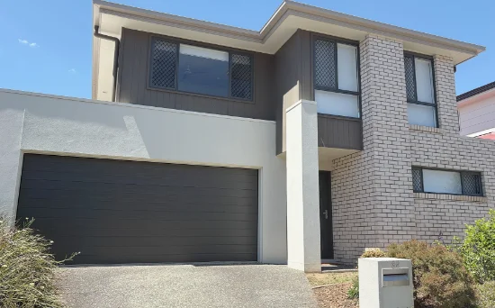 39 Solar Circuit, Spring Mountain, Qld 4300