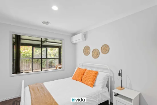 4/16 Ellesmere Way, Truganina, Vic 3029 - For Rent