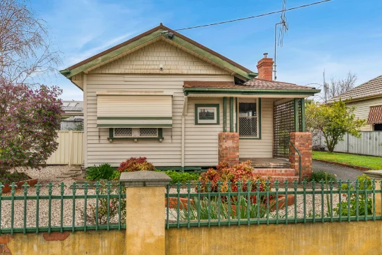4 Bannister Street, North Bendigo, Vic 3550