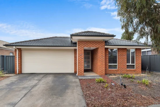 4 Pamela Avenue, Jackass Flat, Vic 3556