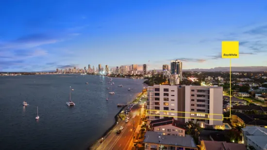 401/286 Marine Parade, Labrador, Qld 4215