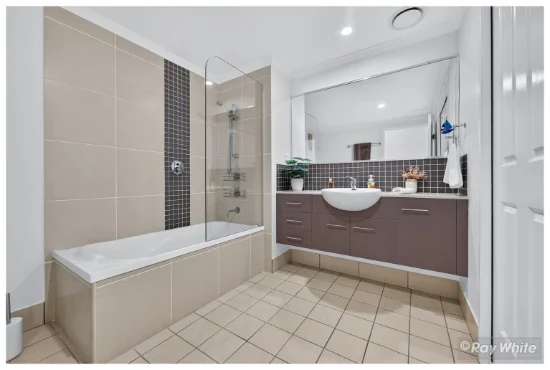 404/6 Victoria Parade, Rockhampton City, Qld 4700-Image