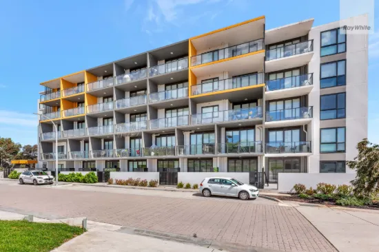 5/2 Bailey Cresscent, Oak Park VIC 3046-Image
