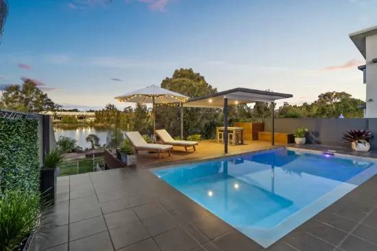 57 River Links Boulevard East, Helensvale, Qld 4212