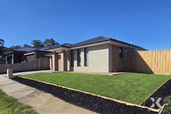 6 Bridges Street, Drouin, Vic 3818