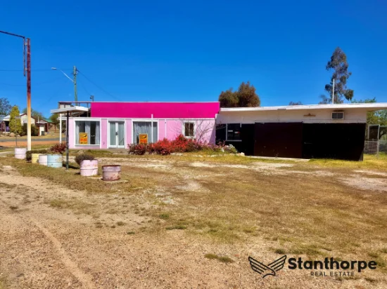 60 Tenterfield Street, Wallangarra, Qld 4383