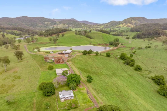 700 Neusavale Road, Neusa Vale, Qld 4570