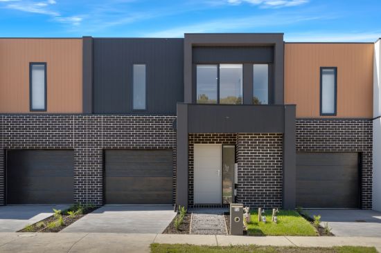 77 Dryland Boulevard, Mickleham, Vic 3064