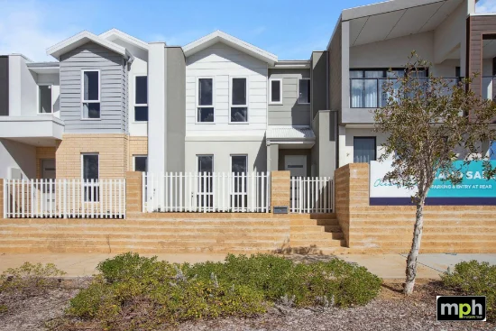 8 Everest Parkway, Lakelands, WA 6180