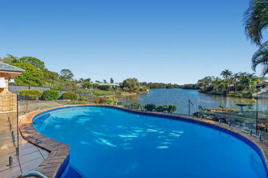 8 Newport Drive, Robina, Qld 4226
