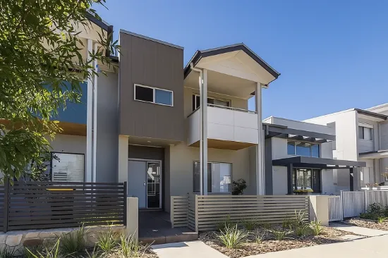 8 Plummer Street, Googong NSW 2620-Image