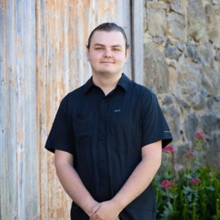 Owen Stonestreet - Real Estate Agent