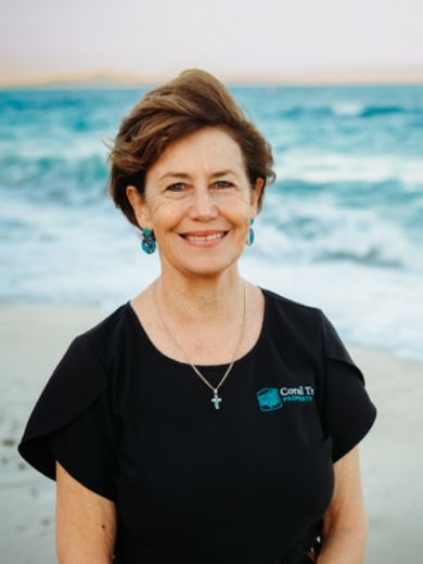 Pam  Baum - Real Estate Agent at Coral Tree Property - MOUNT PLEASANT