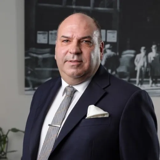 Patrick Mammone - Real Estate Agent at Raine and Horne Land Victoria - PORT MELBOURNE
