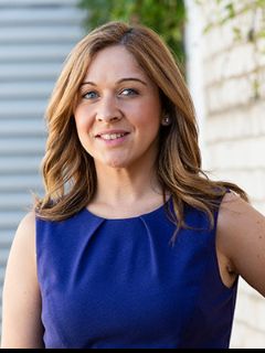 Paula Cinanni - Real Estate Agent