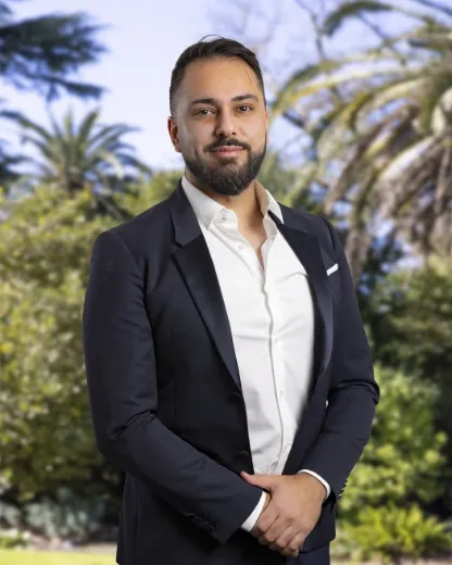 Pejman Mardani - Real Estate Agent at Barry Plant - Glen Waverley
