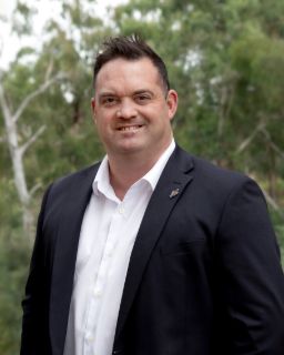 Peter Don - Real Estate Agent