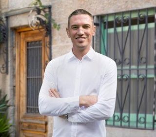 Peter Taylor - Real Estate Agent