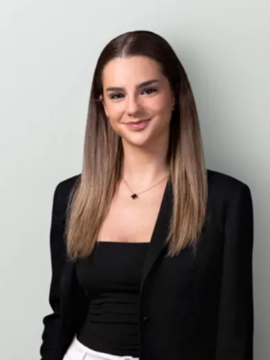 Phoebe Moore - Real Estate Agent at Belle Property  - Bondi Junction 