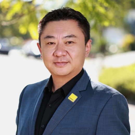 Phil Pengfei Lin - Real Estate Agent at Ray White (Green Square)